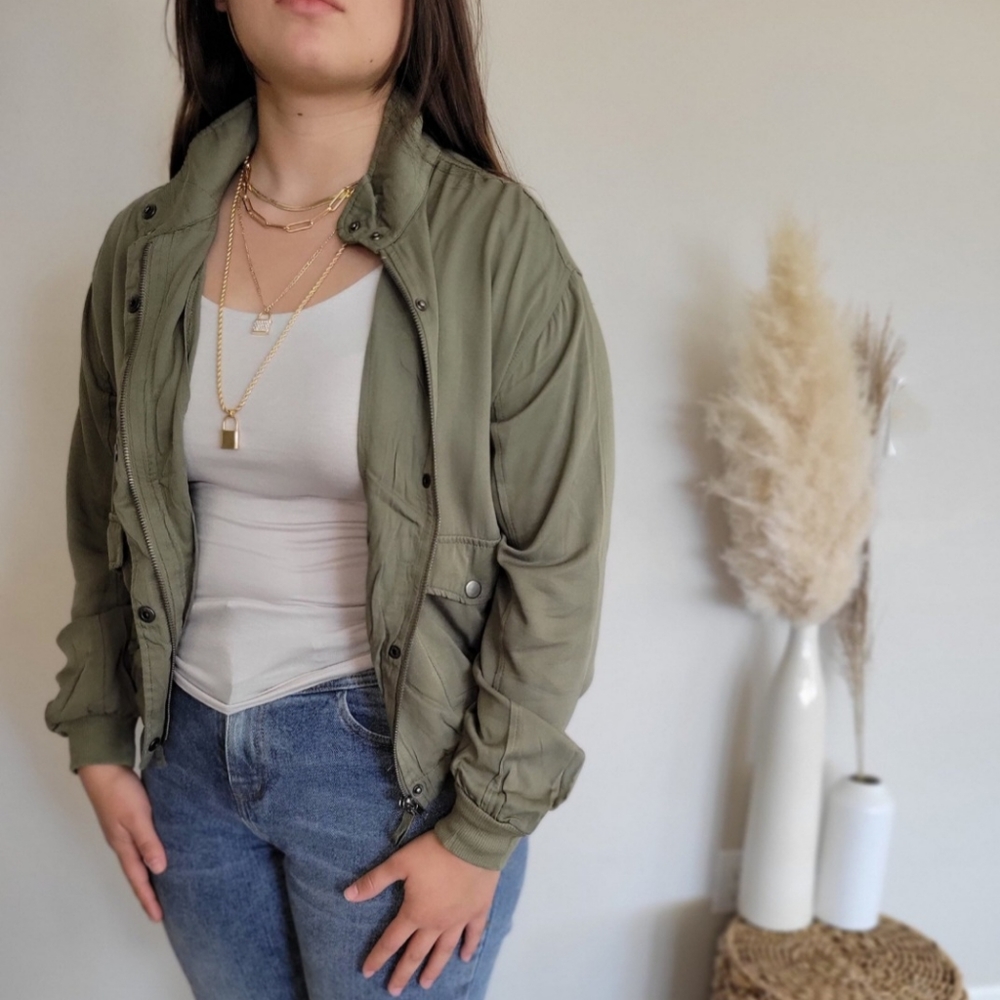 Light Weight Jacket-Olive
